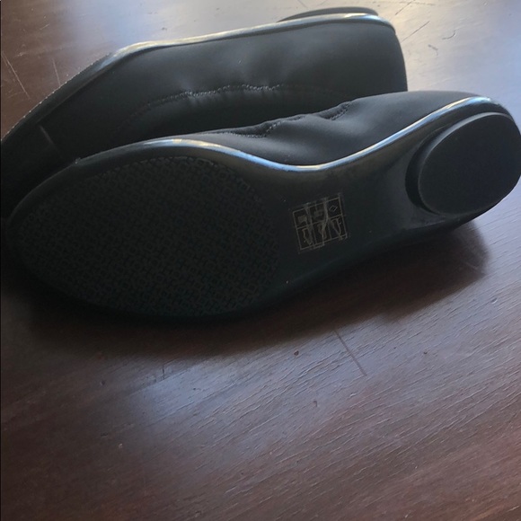 Tory Burch Flats - Picture 4 of 6